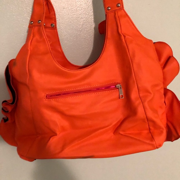 Handbags - Cute purse price decreased due to stains